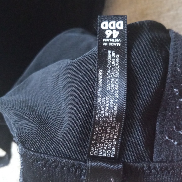 Torrid Curves Multi-way Push up padded black bra. Size 46DDD - Picture 5 of 5